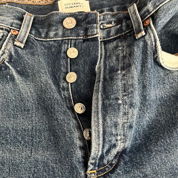 NWOT citizens of humanity Marlow jean short - Picture 3 of 5